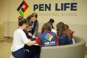 Conheça a PEN Life: Significado, Fundamentos e Educação Positiva